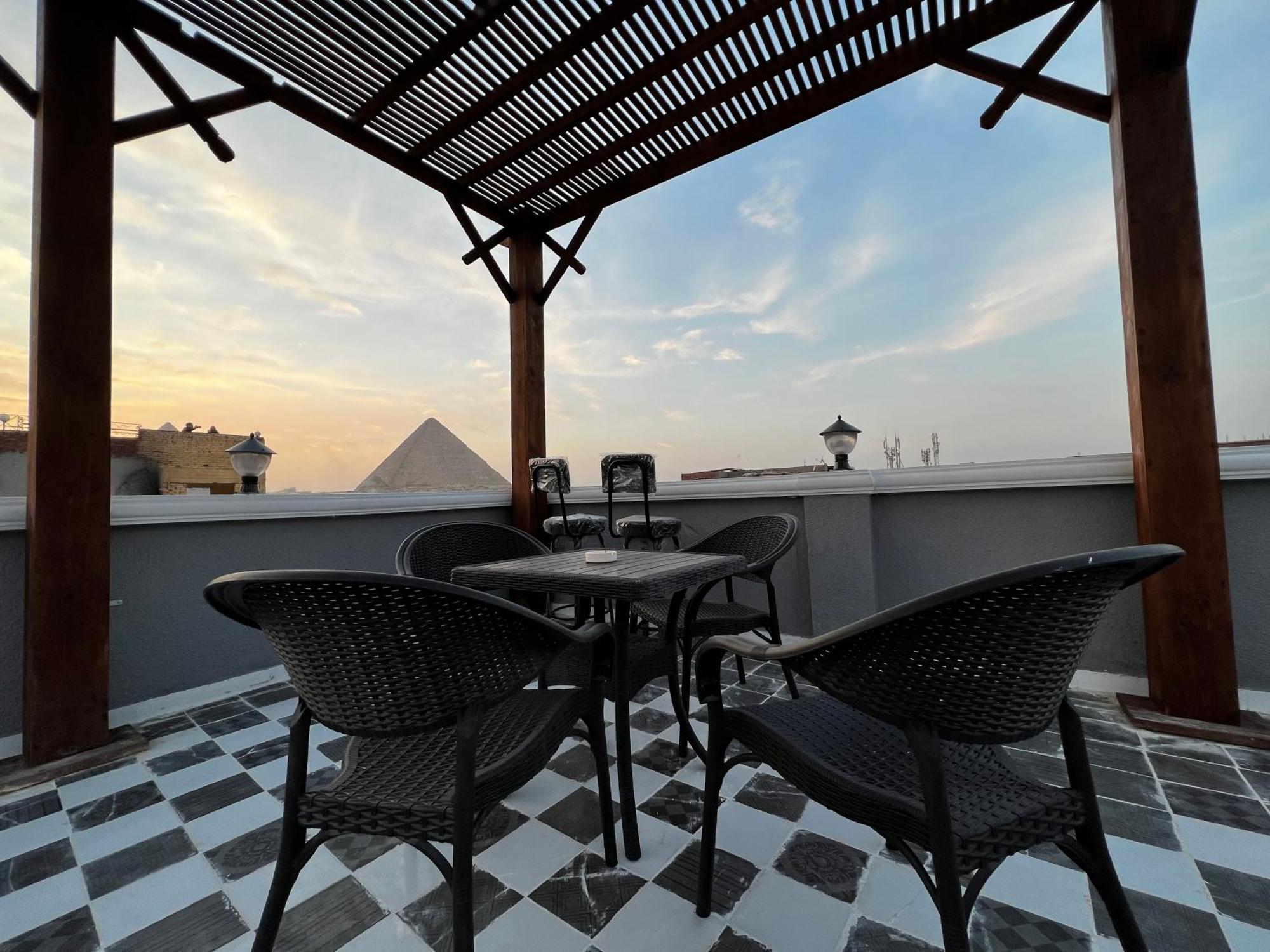 Pyramids Gate Hotel Kafret el-Gabal Eksteriør bilde