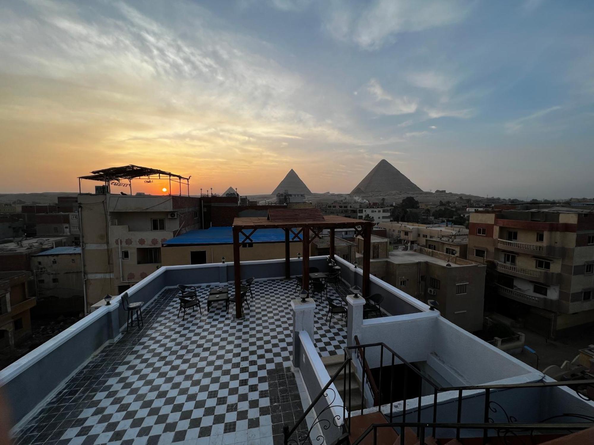 Pyramids Gate Hotel Kafret el-Gabal Eksteriør bilde