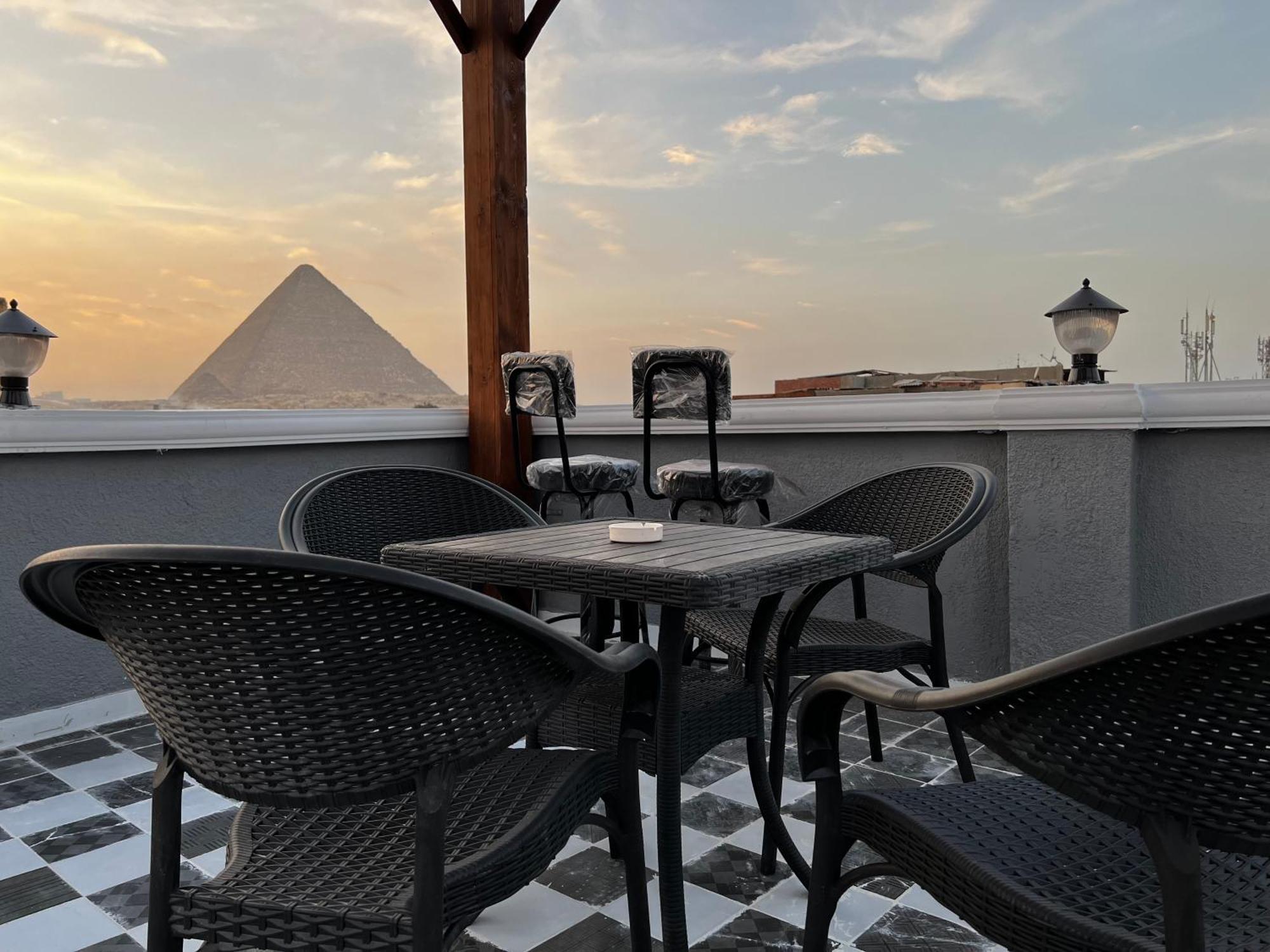 Pyramids Gate Hotel Kafret el-Gabal Eksteriør bilde